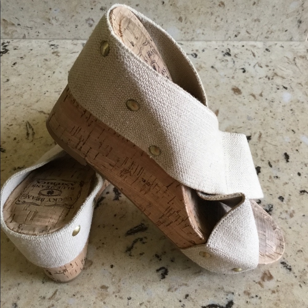 Lucky wedge